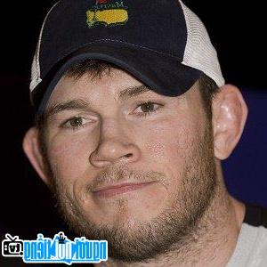 Một hình ảnh chân dung của VĐV võ tổng hợp MMA Forrest Griffin