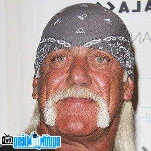 Một hình ảnh chân dung của VĐV vật Hulk Hogan