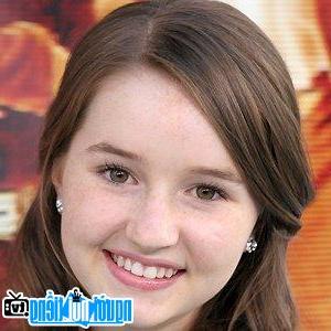 A New Picture of Kaitlyn Dever- Famous TV Actress Phoenix- Arizona