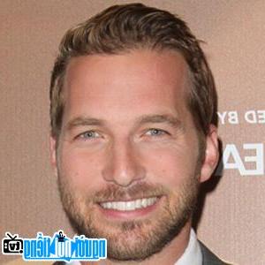 A New Picture of Ryan Hansen- Famous TV Actor Fountain Valley- California
