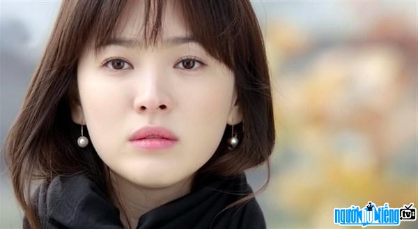  Song Hye-kyo has entered the Top beauties in the world for 2 consecutive years