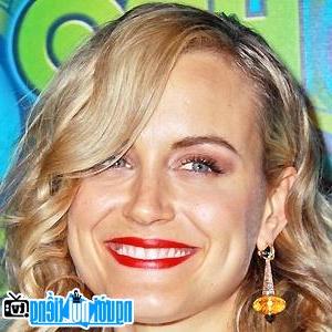 Latest Picture of Television Actress Taylor Schilling