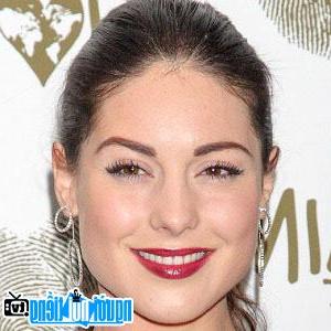 Latest Picture of Reality Star Louise Thompson