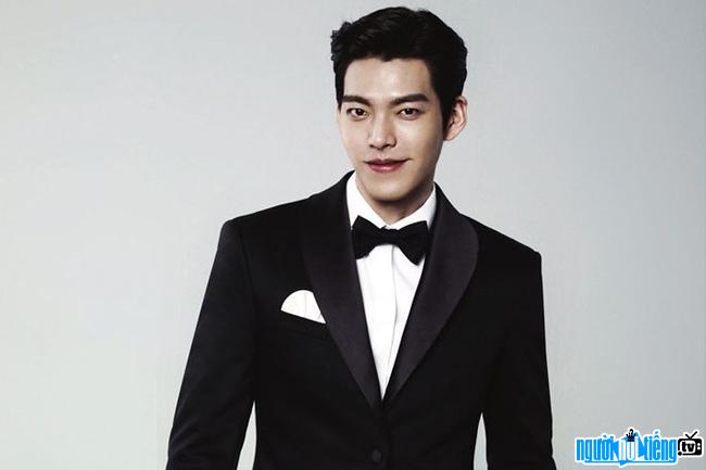 Manly and handsome Kim Woo Bin