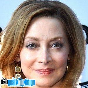 A Portrait Picture of Female TV Actress Sharon Lawrence
