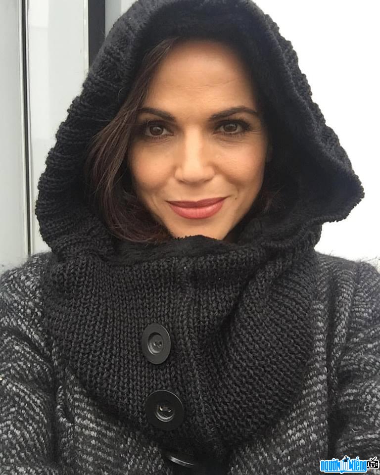  Lana Parrilla is a famous American actress