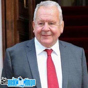Image of Bill Beaumont