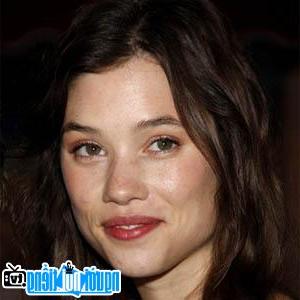 Image of Astrid Berges-Frisbey