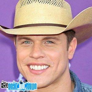 A New Photo Of Dustin Lynch- Famous Country Singer Nashville- Tennessee