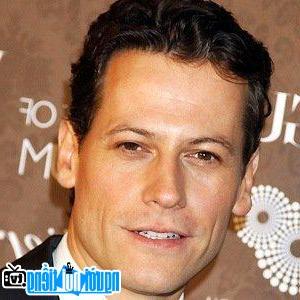 Latest Picture of Actor Ioan Gruffudd