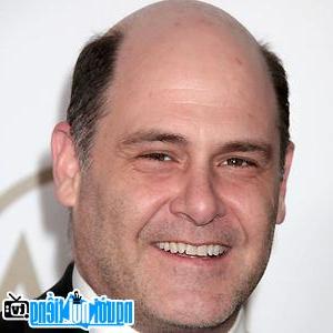 Một hình ảnh chân dung của Nhà sản xuất truyền hình Matthew Weiner