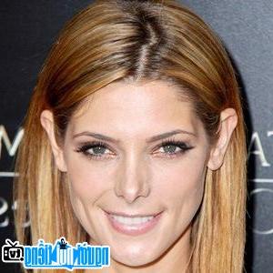 A New Picture Of Ashley Greene- Famous Actress Jacksonville- Florida