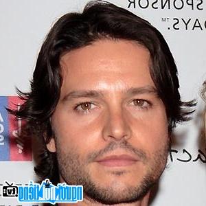 A New Picture of Jason Behr- Famous Television Actor Minneapolis- Minnesota