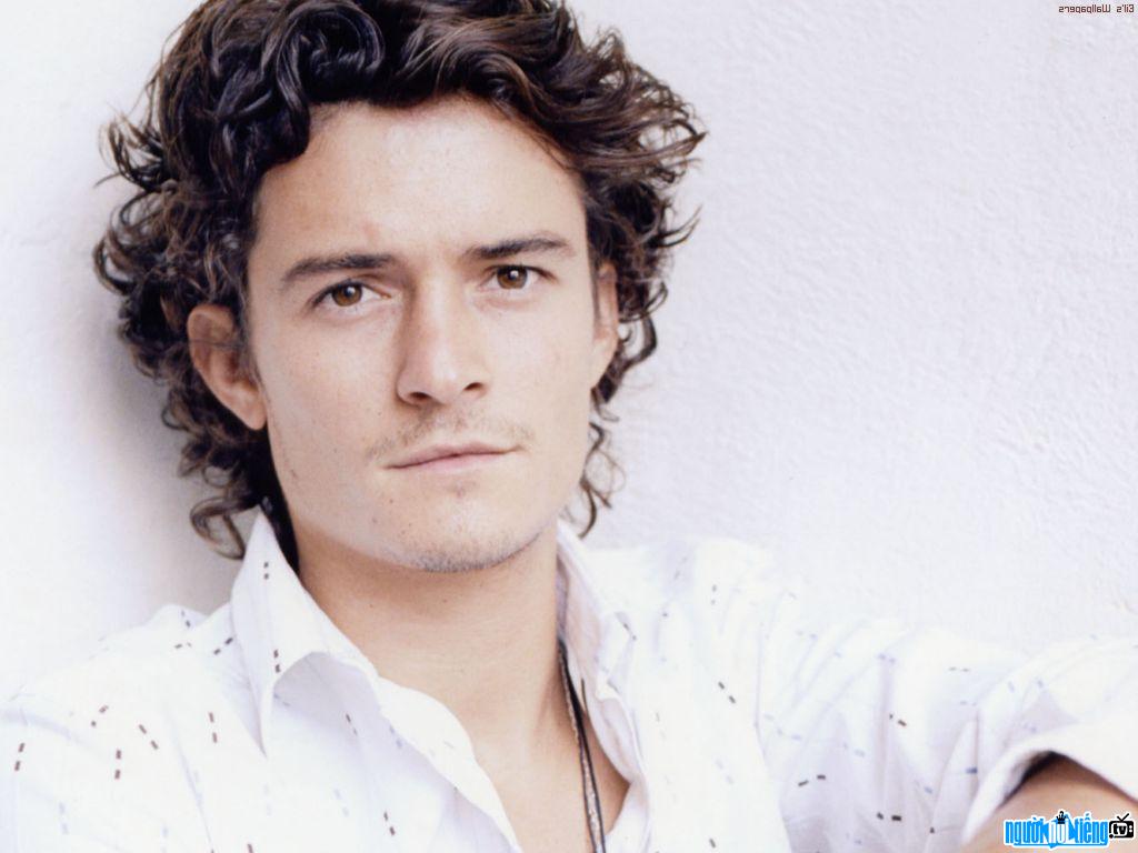  Handsome actor Orlando Bloom