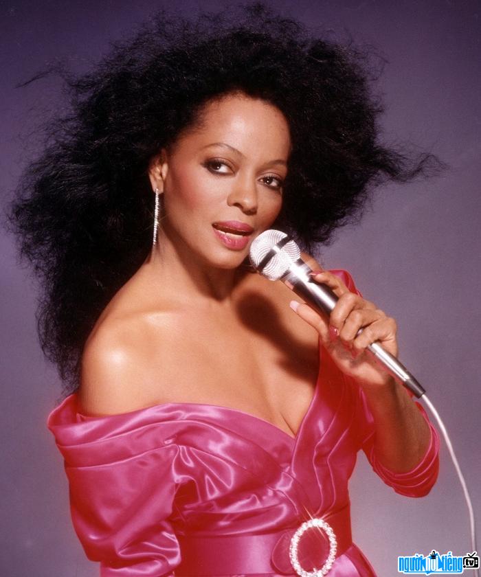 Singer Diana Ross owns a sweet voice