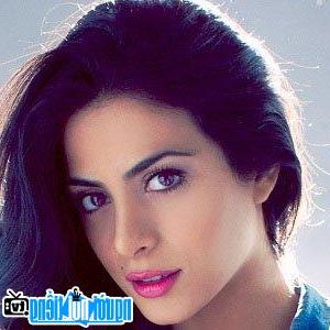 Image of Emeraude Toubia