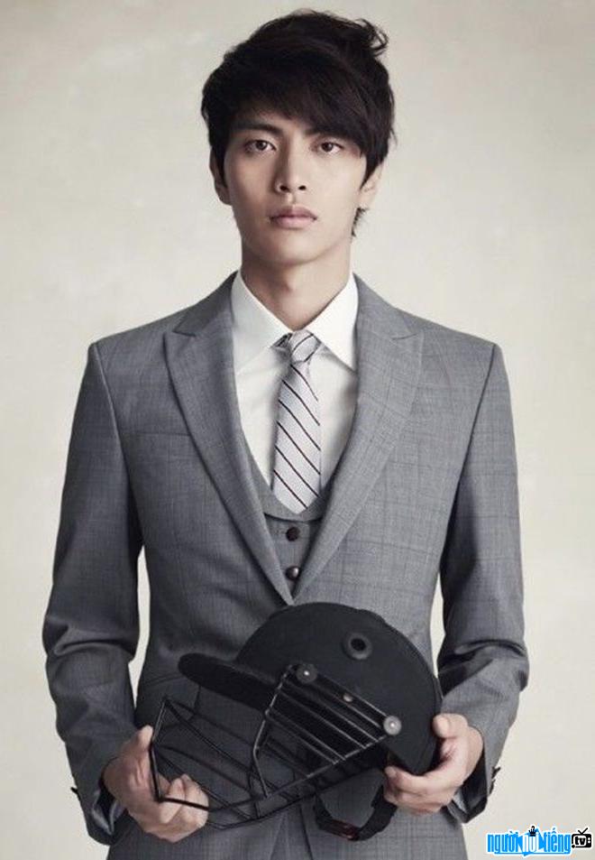  Actor Lee Min Ki is also an expensive model