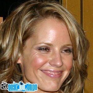Latest picture of Television actress Emma Caulfield