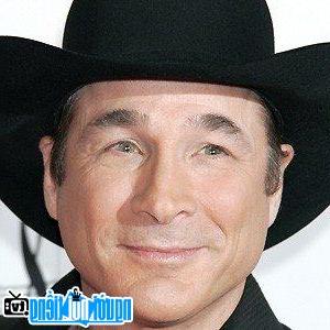 Latest Picture Of Country Singer Clint Black