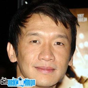 Một hình ảnh chân dung của Nam diễn viên truyền hình Chin Han