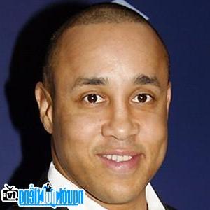 A Portrait Picture Of Basketball Player John Starks