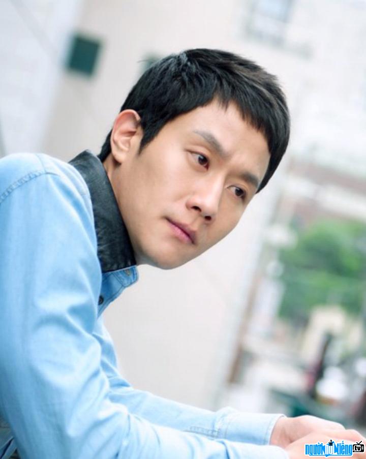 New image of actor Jung Woo