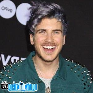 The Latest Picture Of YouTube Star Joey Graceffa