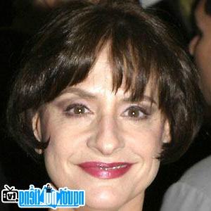 A Portrait Picture of Female theater actress Patti Lupone