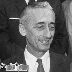 Image of Jacques Cousteau