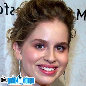 A New Picture of Allie Grant- Famous TV Actress Tupelo- Mississippi
