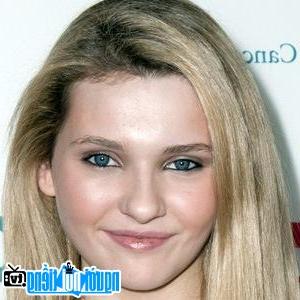 Latest picture of Actress Abigail Breslin