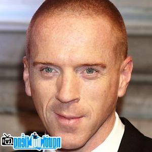 Latest picture of TV Actor Damian Lewis