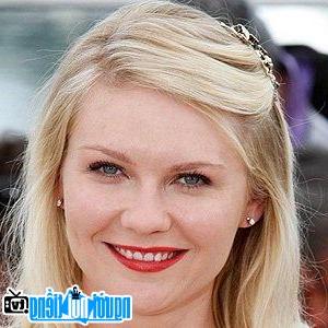 A New Picture Of Kirsten Dunst- Famous Actress Point Pleasant- New Jersey