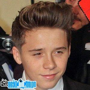 Latest Picture Of Brooklyn Beckham Family Member