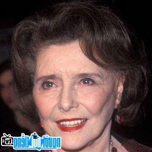Latest Picture of Actress Patricia Neal