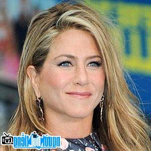 A Portrait Picture of Female TV actress Jennifer Aniston