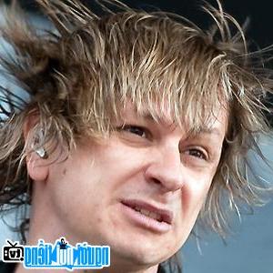 Image of Ray Luzier