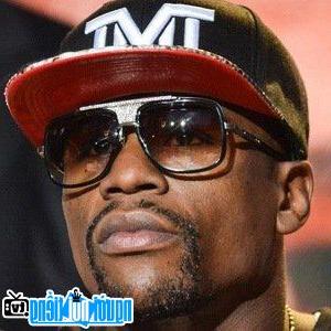 Floyd Mayweather Jr. Greatest boxer of all time