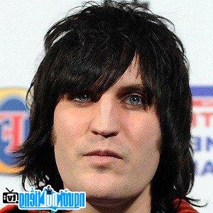 A new picture of Noel Fielding- Famous London-British Comedian