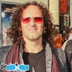 A new picture of Vivian Campbell- Famous British Guitarist