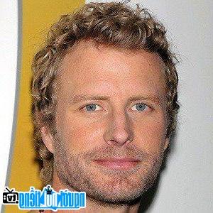 A New Photo of Dierks Bentley- Famous Country Singer Phoenix- Arizona