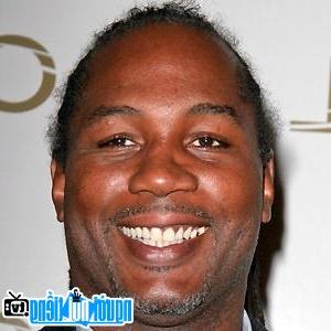 Latest picture of Athlete Lennox Lewis