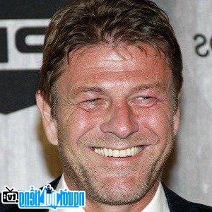 A Portrait Picture of Television Actor Sean Bean picture