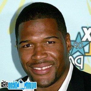 A New Picture of Michael Strahan- Famous Houston- Texas Soccer Player
