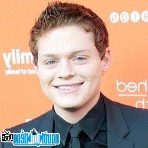 Latest Picture of TV Actor Sean Berdy