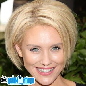 Latest picture of Nicky Whelan Opera Female