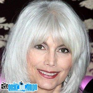 Latest Picture of Country Singer Emmylou Harris
