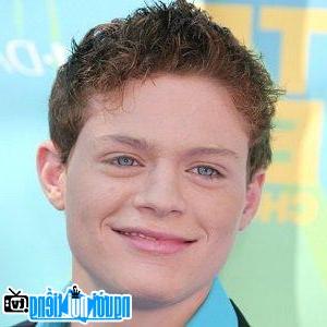 A Portrait Picture of Male TV actor Sean Berdy