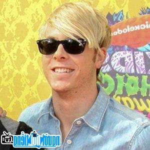 Một bức ảnh mới về Riker Lynch- Bassist nổi tiếng Littleton- Colorado