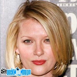 A New Picture of Gretchen Mol- Famous Connecticut Actress